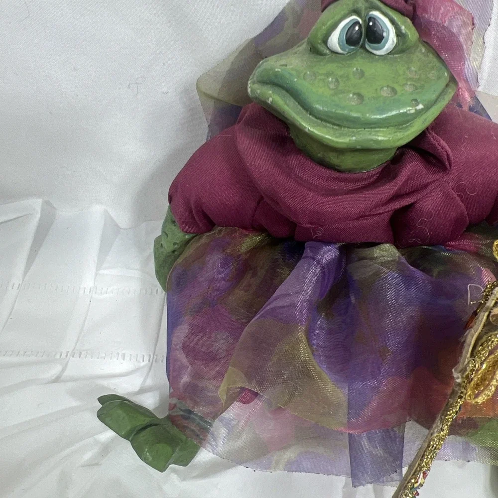 Russ The‎ Country Folks Kelly Frog Shelf Sitter Violetta Toad Critter Factory